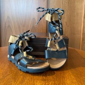 Women’s Sorel Sandals size 6